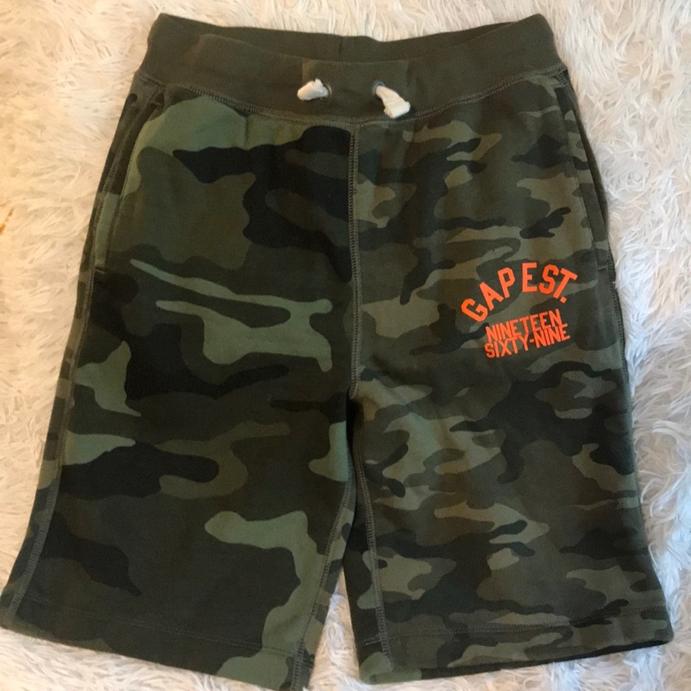 Boys comfy camo shorts